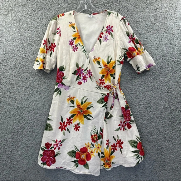 Old Navy Short Sleeve Bell Sleeve Wrap Front Dress White Floral Women's Medium - Picture 1 of 10